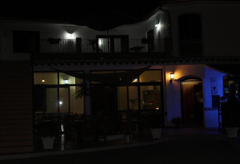 膳宿费 Affittacamere La Medusa