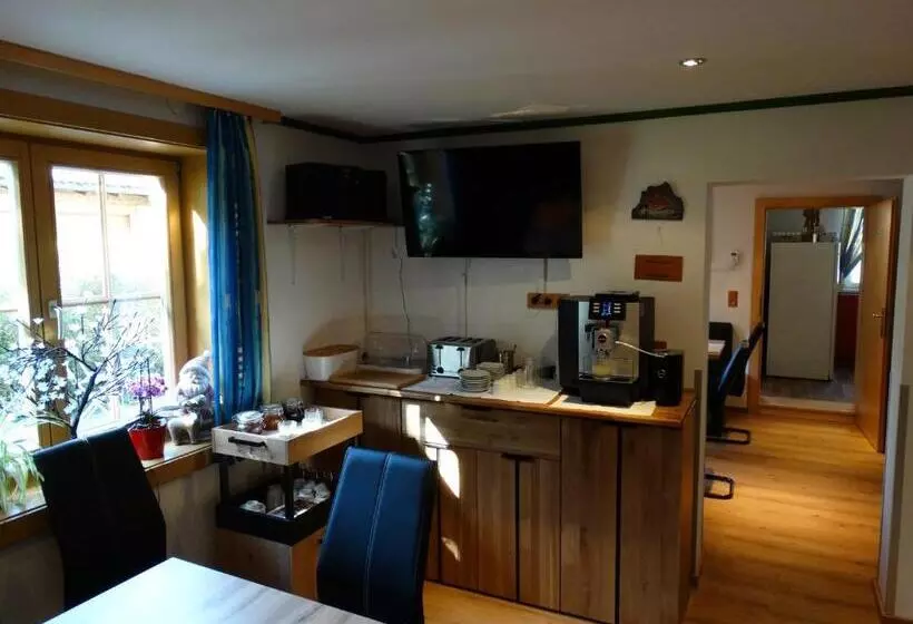 ペンション Gästehaus Posch