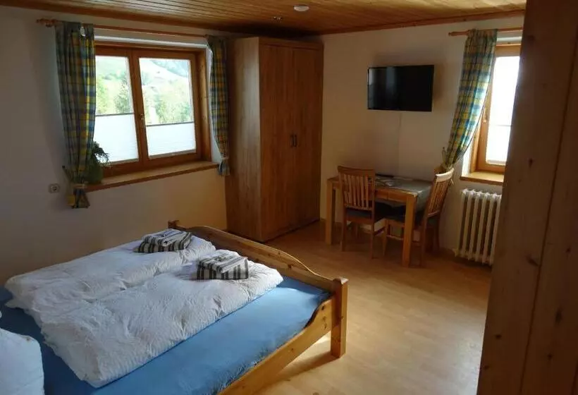 ペンション Gästehaus Posch