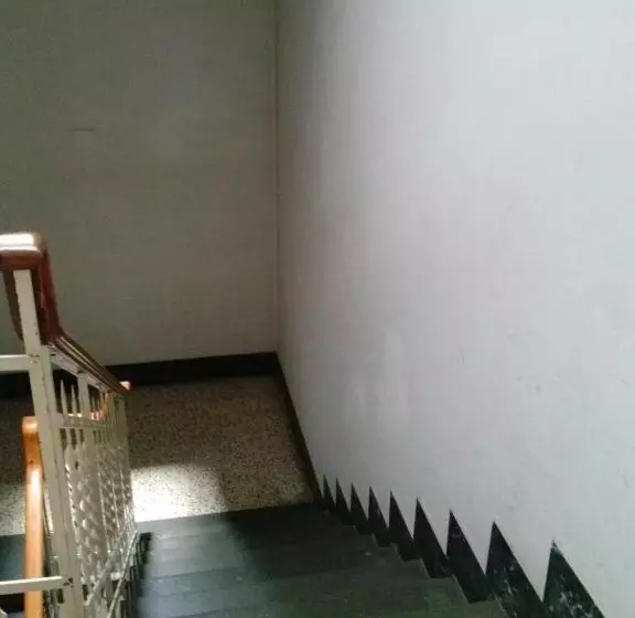 پانسیون House Steccuto