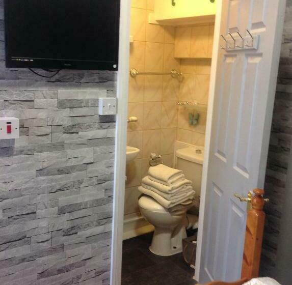 ペンション Sherwood Lodge