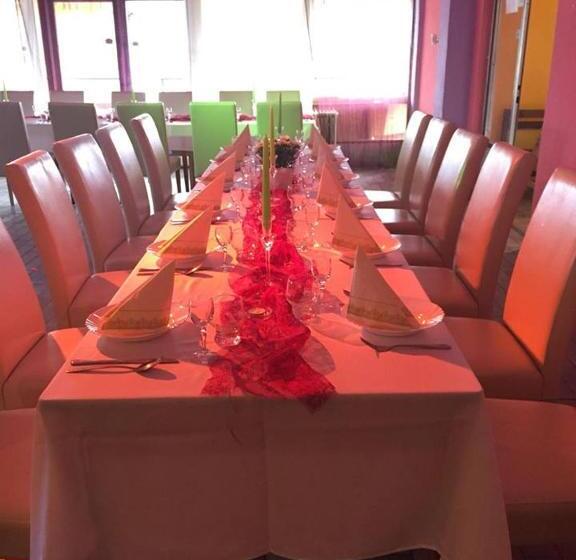 Пансион Turistická Ubytovňa Hotel Divin