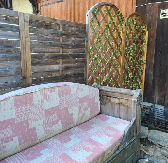 L Oree Des Bornes Appartement Avec Piscine