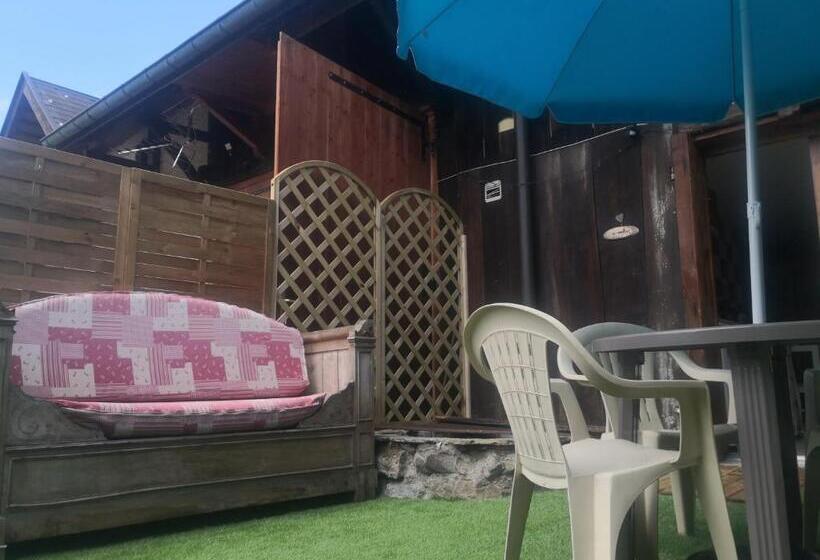 L Oree Des Bornes Appartement Avec Piscine