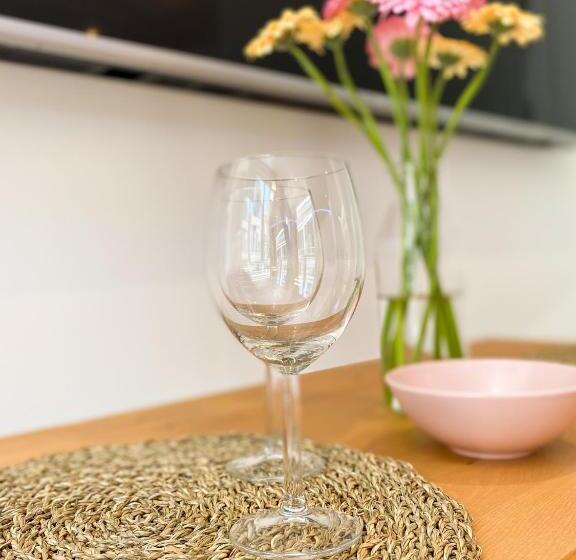 Suite City Center In Quiet Street & Airco