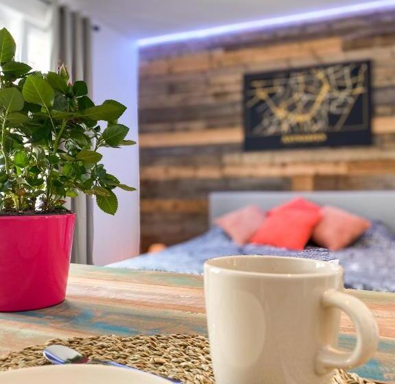 Suite City Center In Quiet Street & Airco