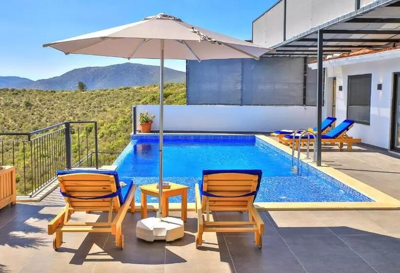 Villa Summery