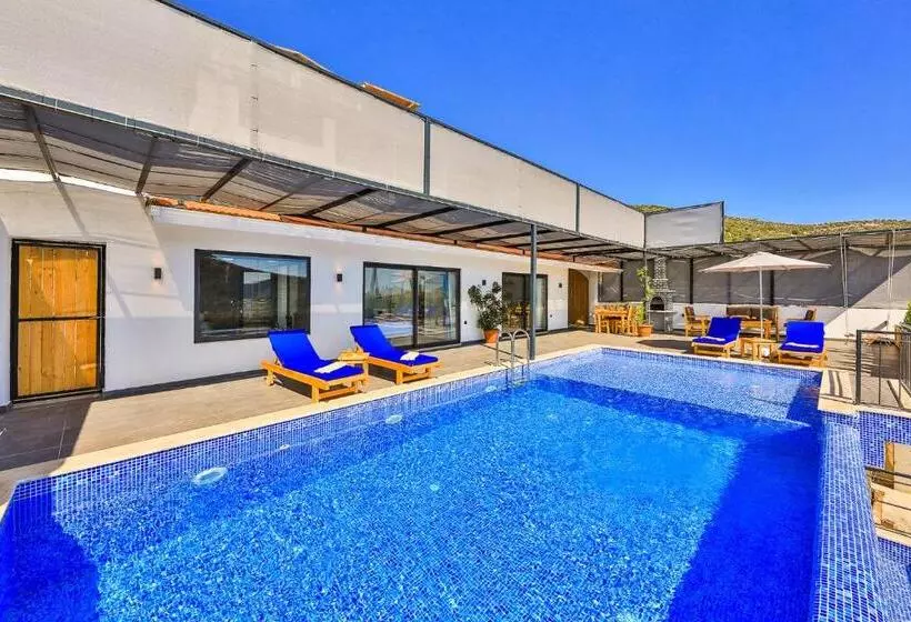 Villa Summery