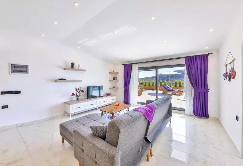 Villa Summery