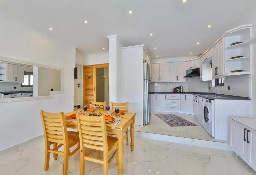 Villa Summery