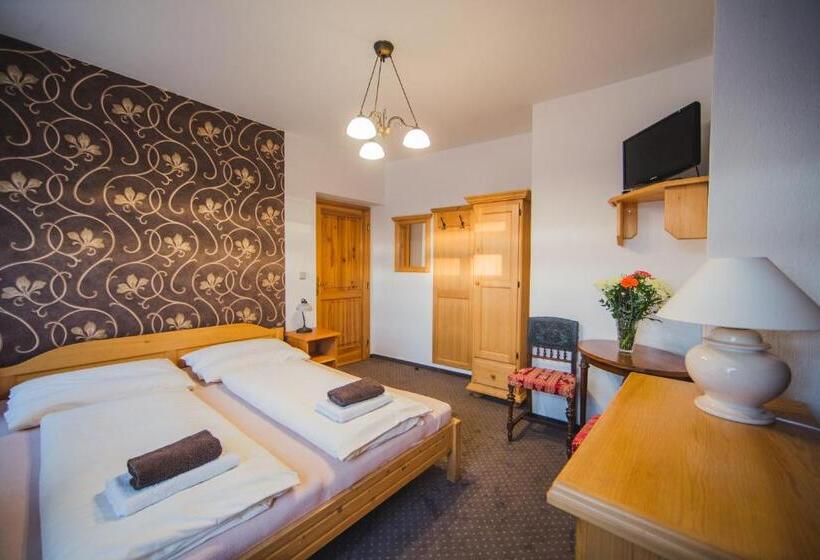 Albergue Penzion U Papoušků