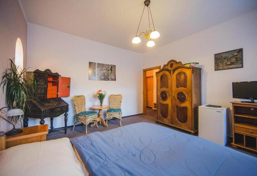 Albergue Penzion U Papoušků