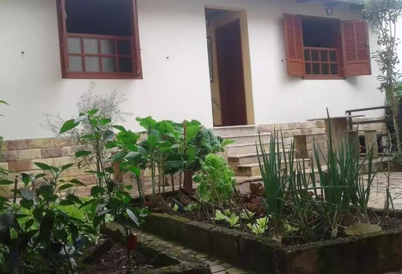 Retkeilymaja Pousada Dona Denis