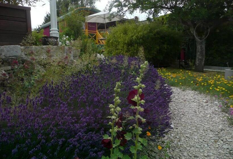 Bed and Breakfast Roulotte La Dominique