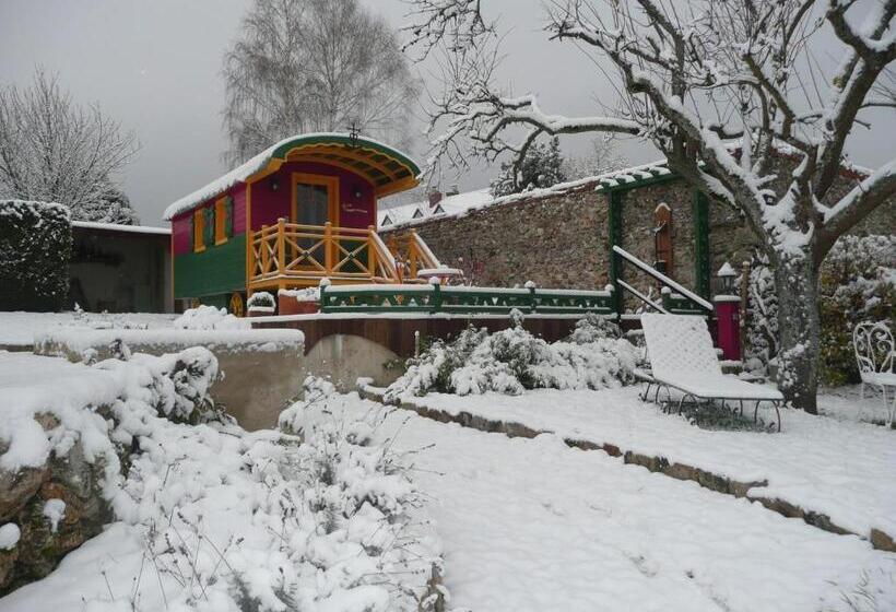 Bed and Breakfast Roulotte La Dominique