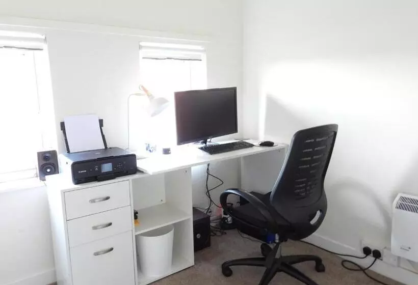 Charming Kintbury Cottage