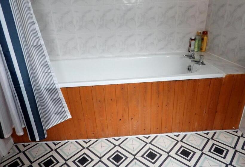 Charming Kintbury Cottage