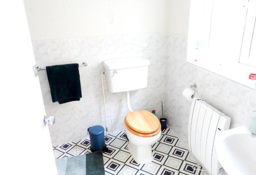 Charming Kintbury Cottage