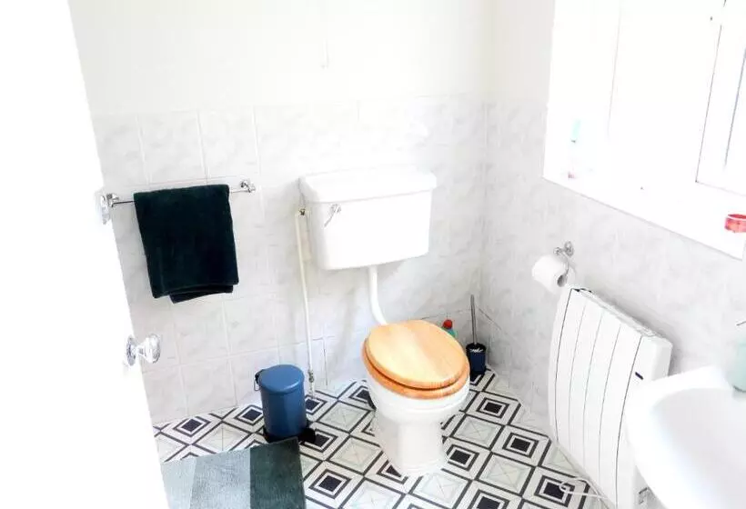 Charming Kintbury Cottage