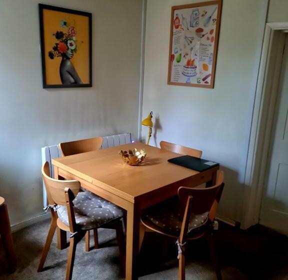 Charming Kintbury Cottage