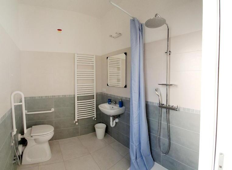 Fiori F   Le Joli Coin