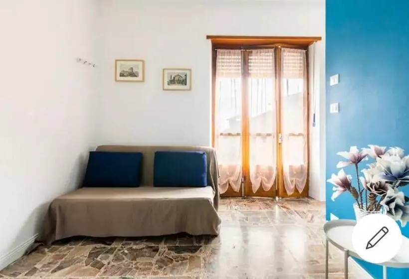 Fiori F   Le Joli Coin