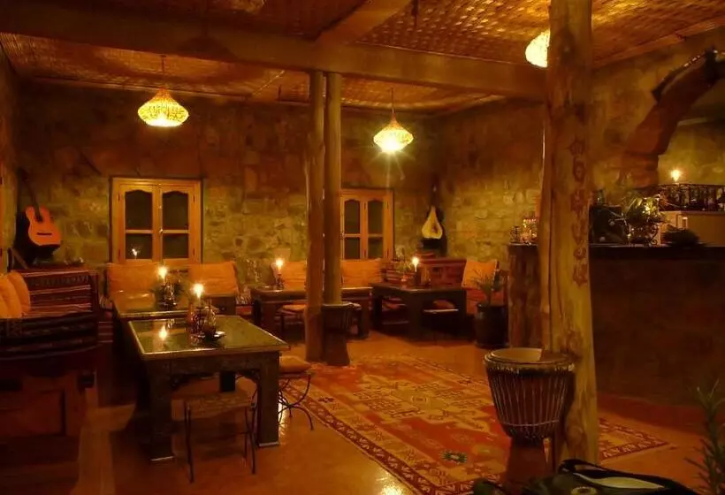 Hotelli Auberge Le Festival Todra Gorge