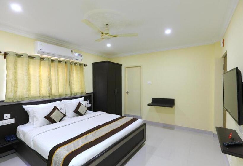 酒店 Salbala Inn   Near Airport