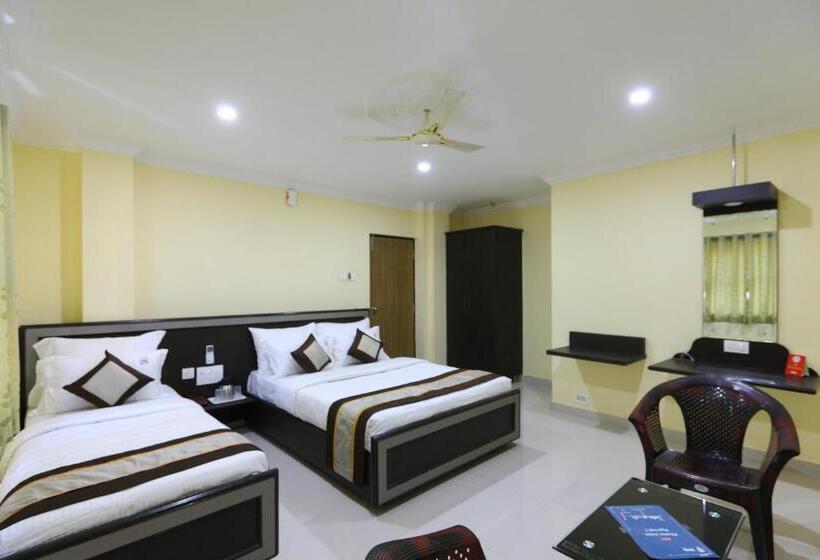 酒店 Salbala Inn   Near Airport