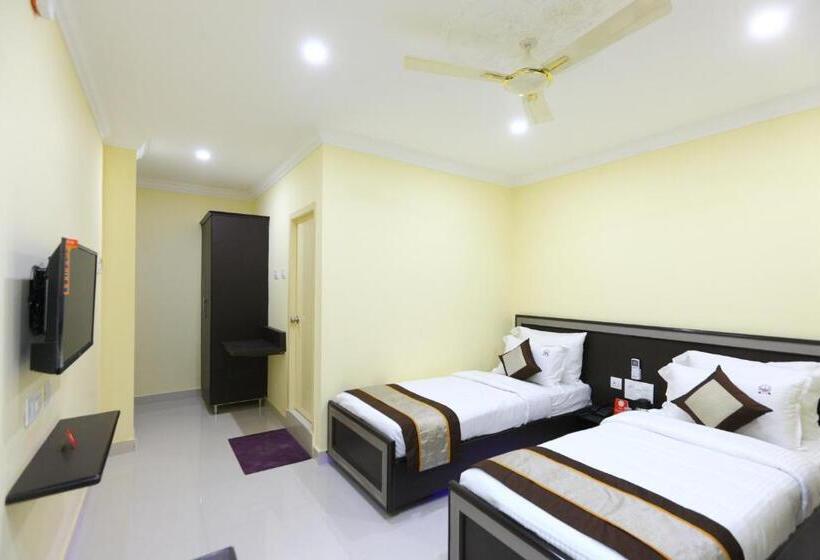 酒店 Salbala Inn   Near Airport