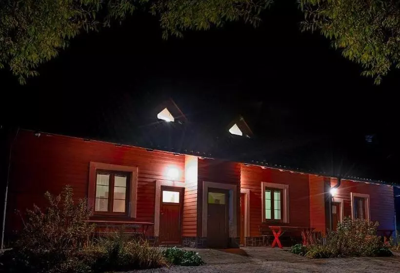 Majatalo Apartmány Pod čerťákem