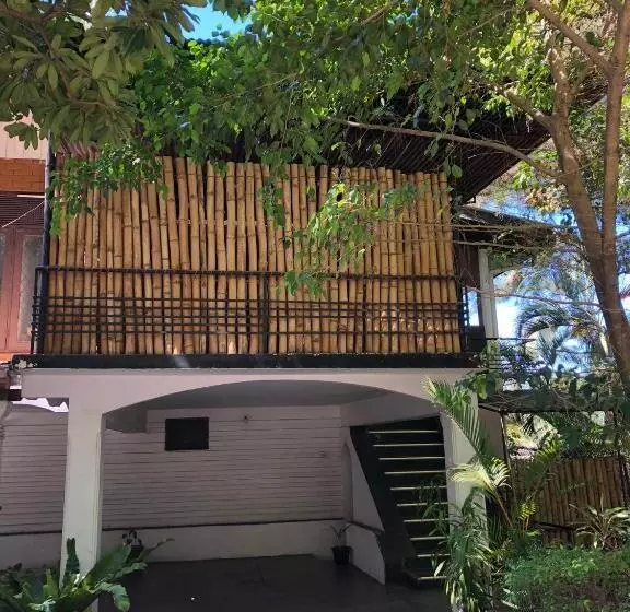 Majatalo Drop Hostel