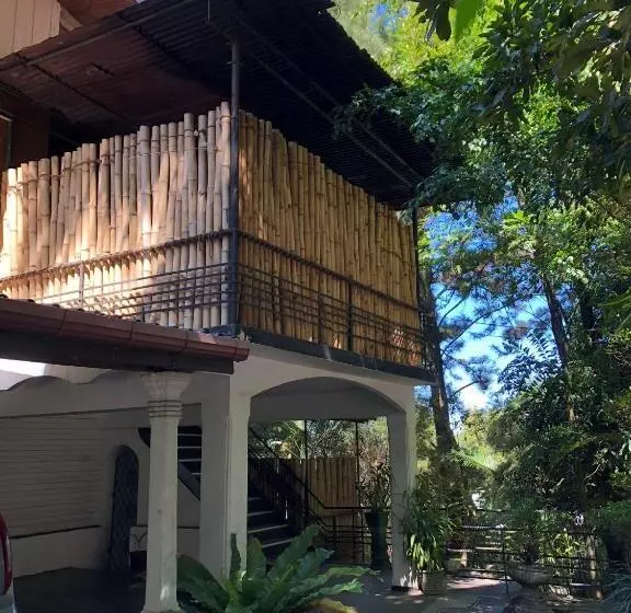 Majatalo Drop Hostel