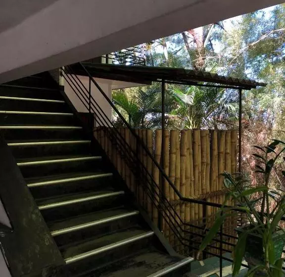 Majatalo Drop Hostel