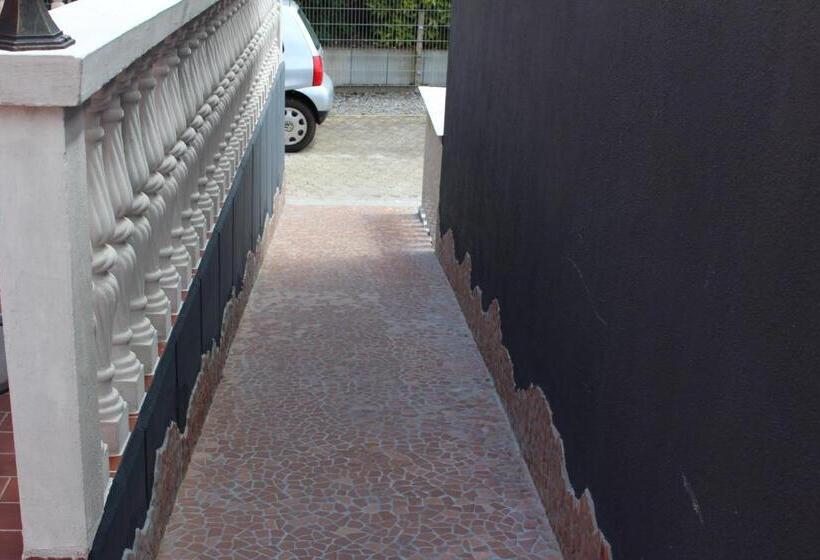 Pensão Gästehaus Mama