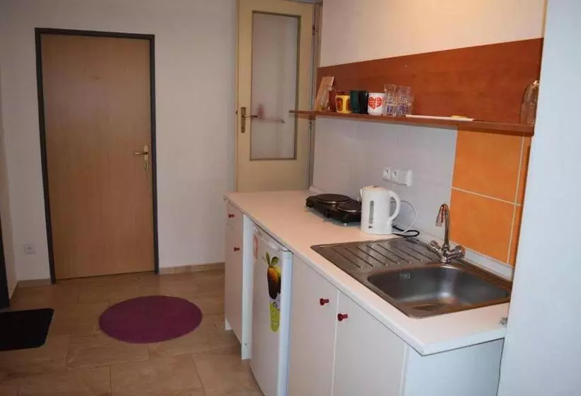 Majatalo Penzion Slunečno