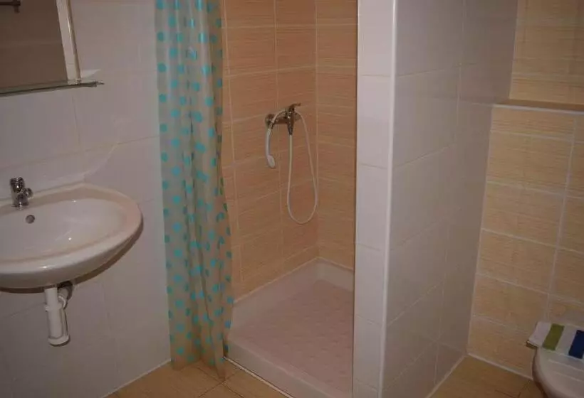 Majatalo Penzion Slunečno