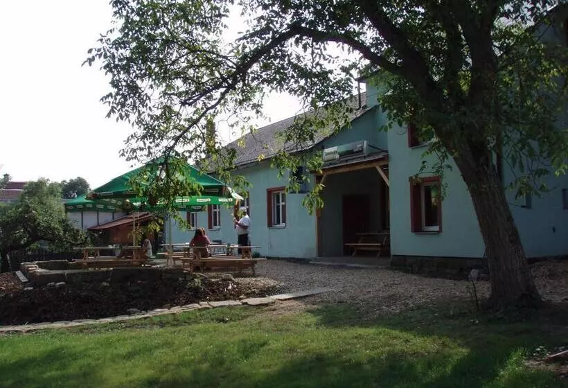 Majatalo Penzion Slunečno