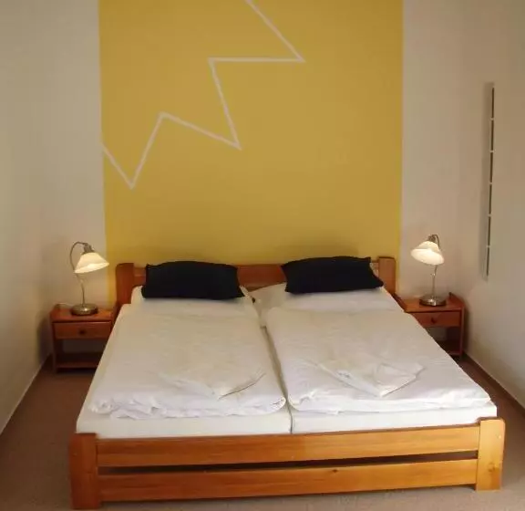 Majatalo Penzion Slunečno