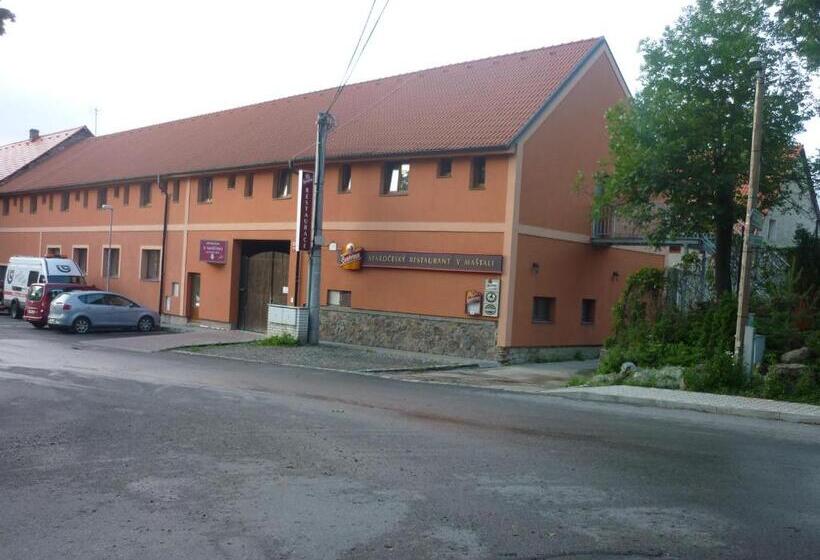 פנסיון Penzion V Maštali