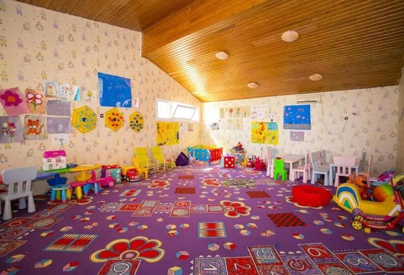 リゾートホテル Atrium Beach Hotel   All Inclusive