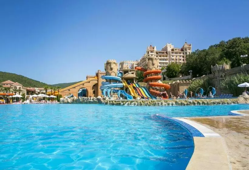 リゾートホテル Atrium Beach Hotel   All Inclusive
