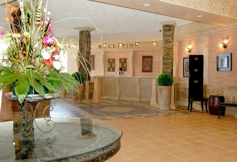 リゾートホテル Atrium Beach Hotel   All Inclusive