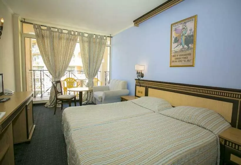 リゾートホテル Atrium Beach Hotel   All Inclusive