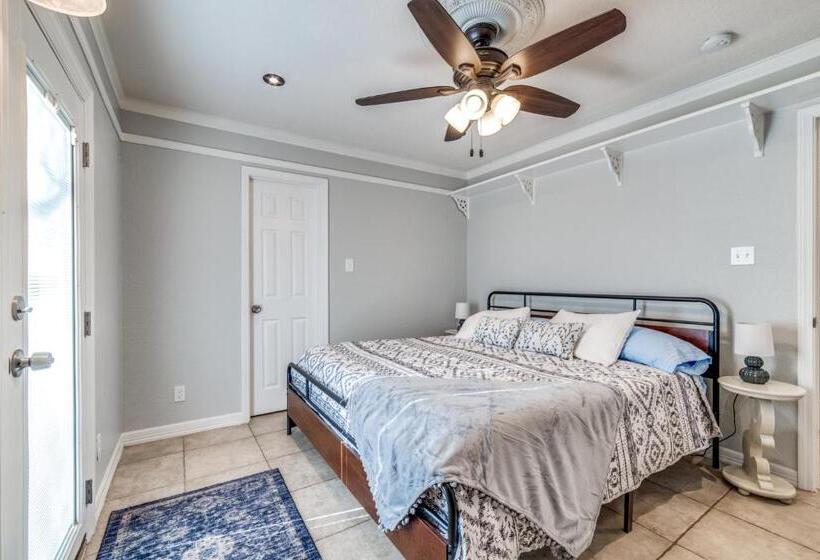 5 Bdrm Home On 2 Acres Mins To Wineries Private Heated Pool And Hot Tub