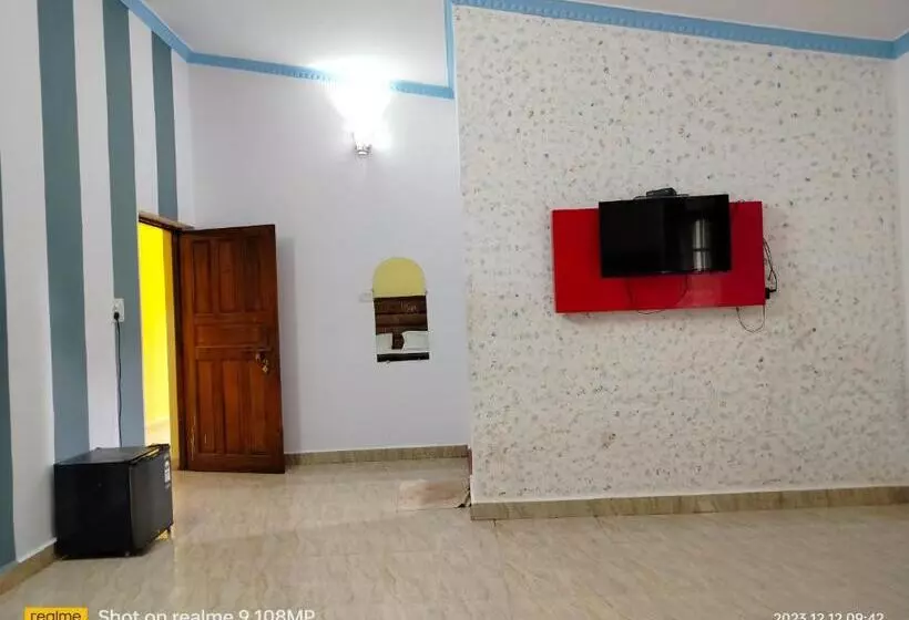Hotelli Calangute Suites