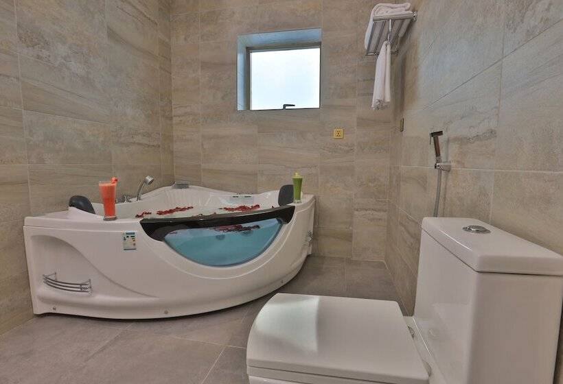 Paradise Elite Hotel Tahlia