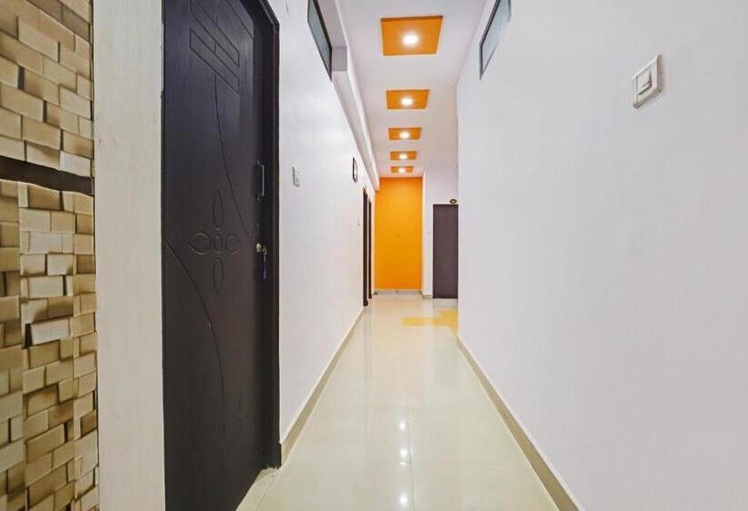 בית מלון כפרי Oyo Flagship 82757 Relax Inn