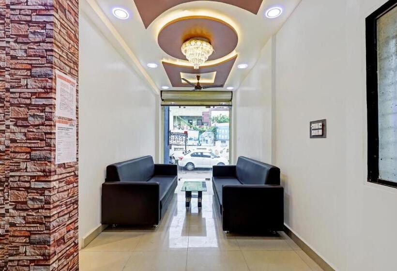 בית מלון כפרי Oyo Flagship 82757 Relax Inn