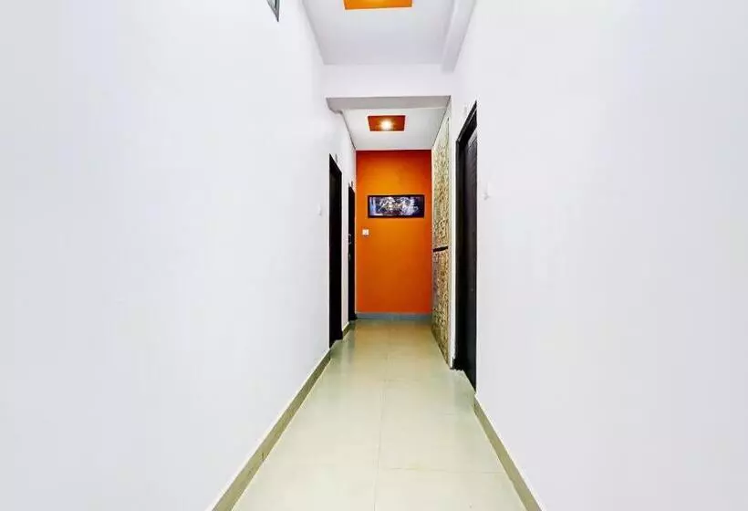 Hotelli Oyo Flagship 82757 Relax Inn